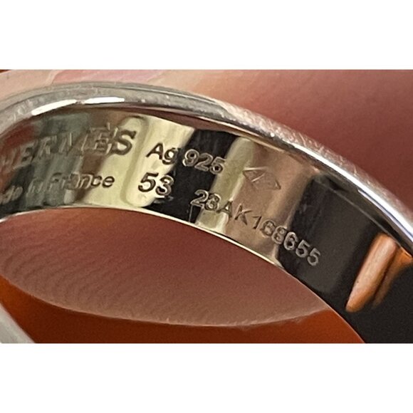 Hermès Sterling Silver Kelly Ring Size 53 With Original Box & Packaging - Picture 7 of 9